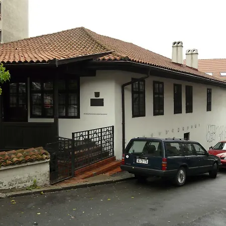 Purple Rain Apartment Belgrade